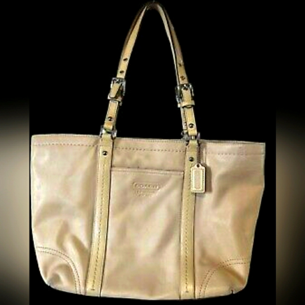 COACH East West Tan Leather Tote Bag Shoulder Handbag Purse